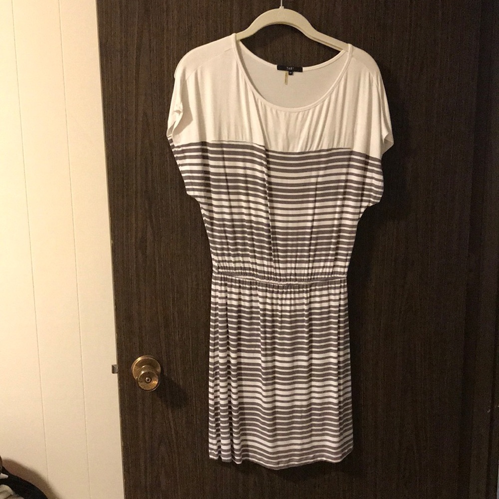Tart gray and white dress